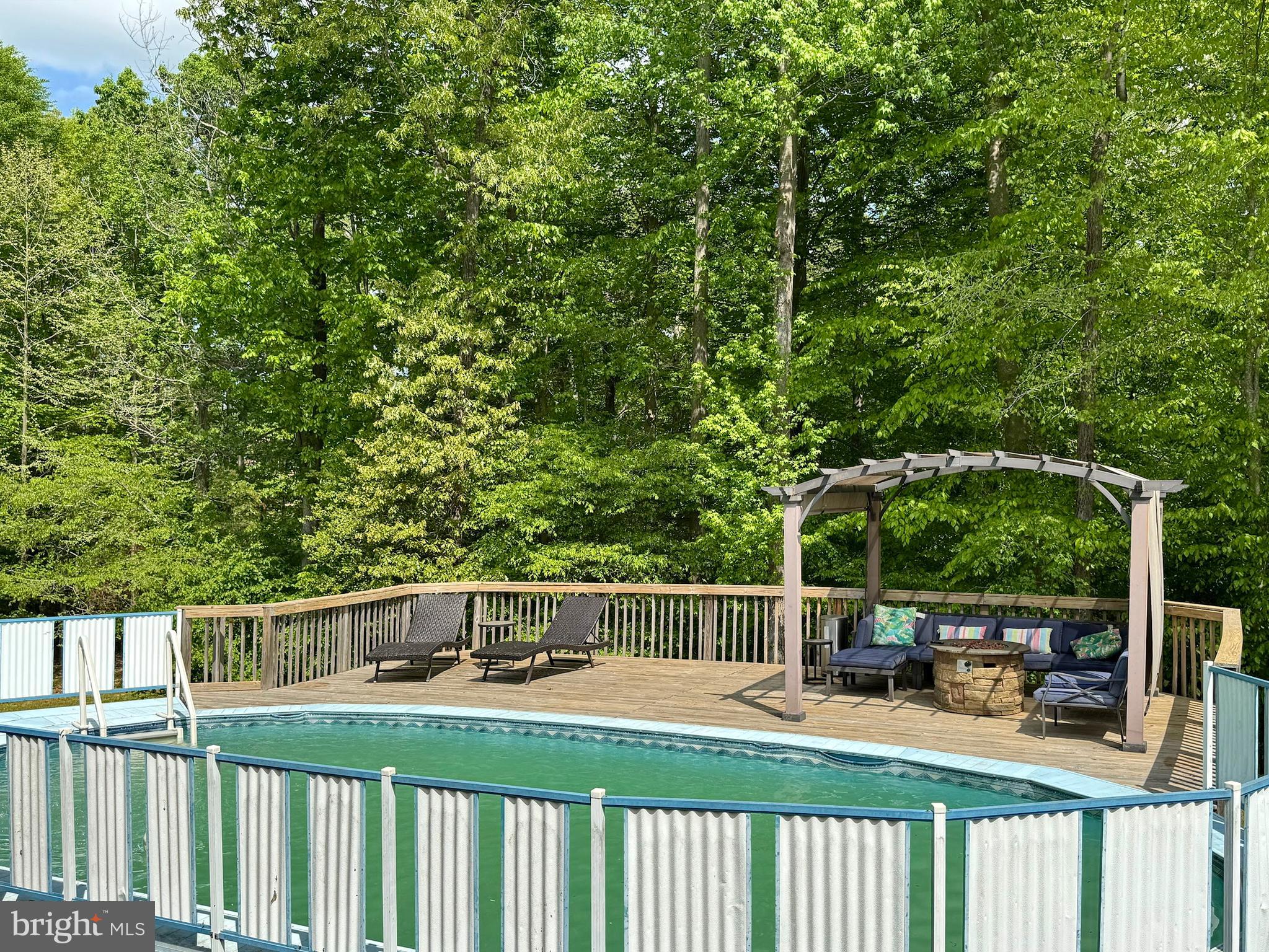 SCOUTS TRAIL - Residential