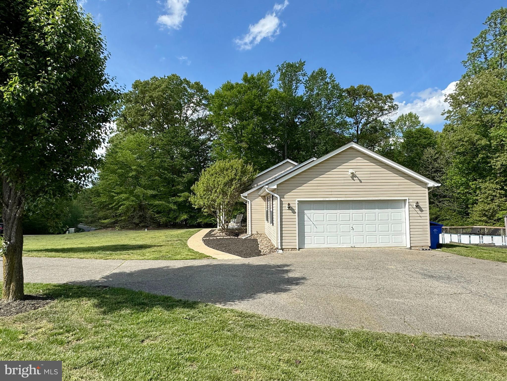 SCOUTS TRAIL - Residential