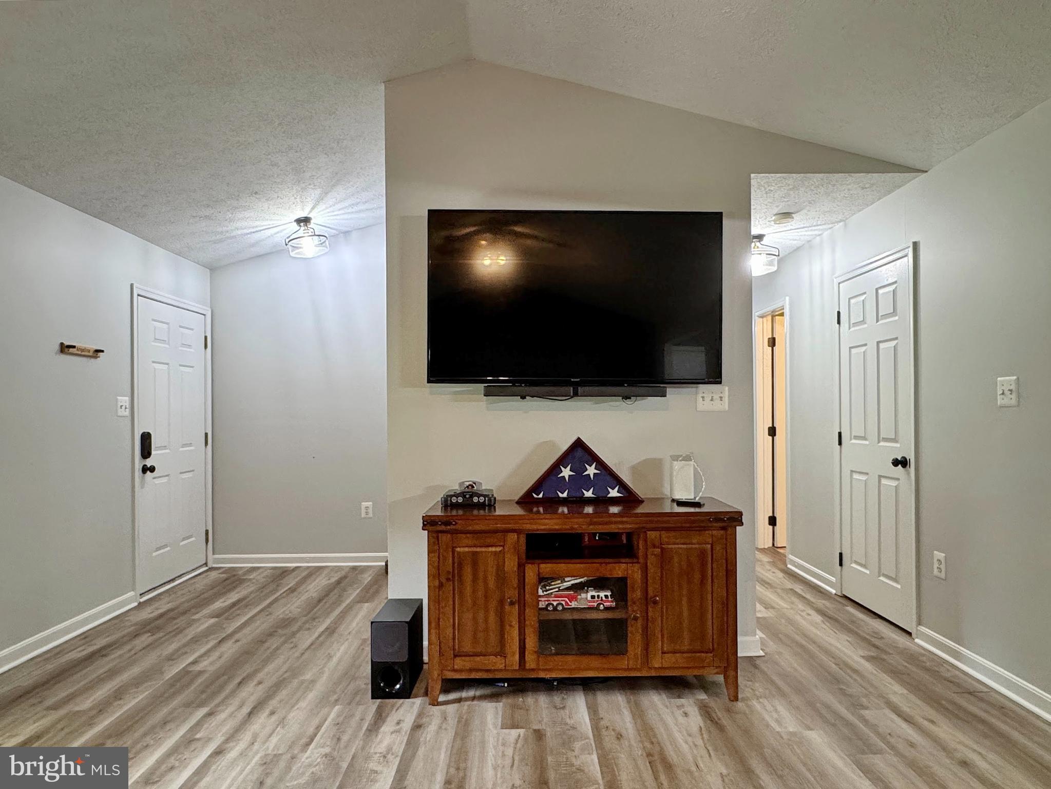 SCOUTS TRAIL - Residential