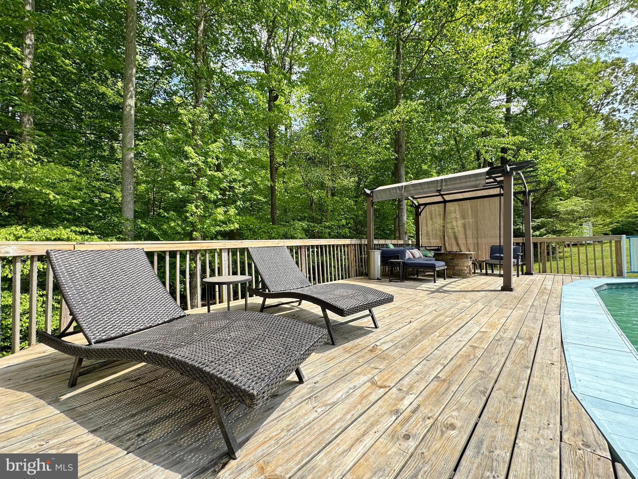 SCOUTS TRAIL - Residential