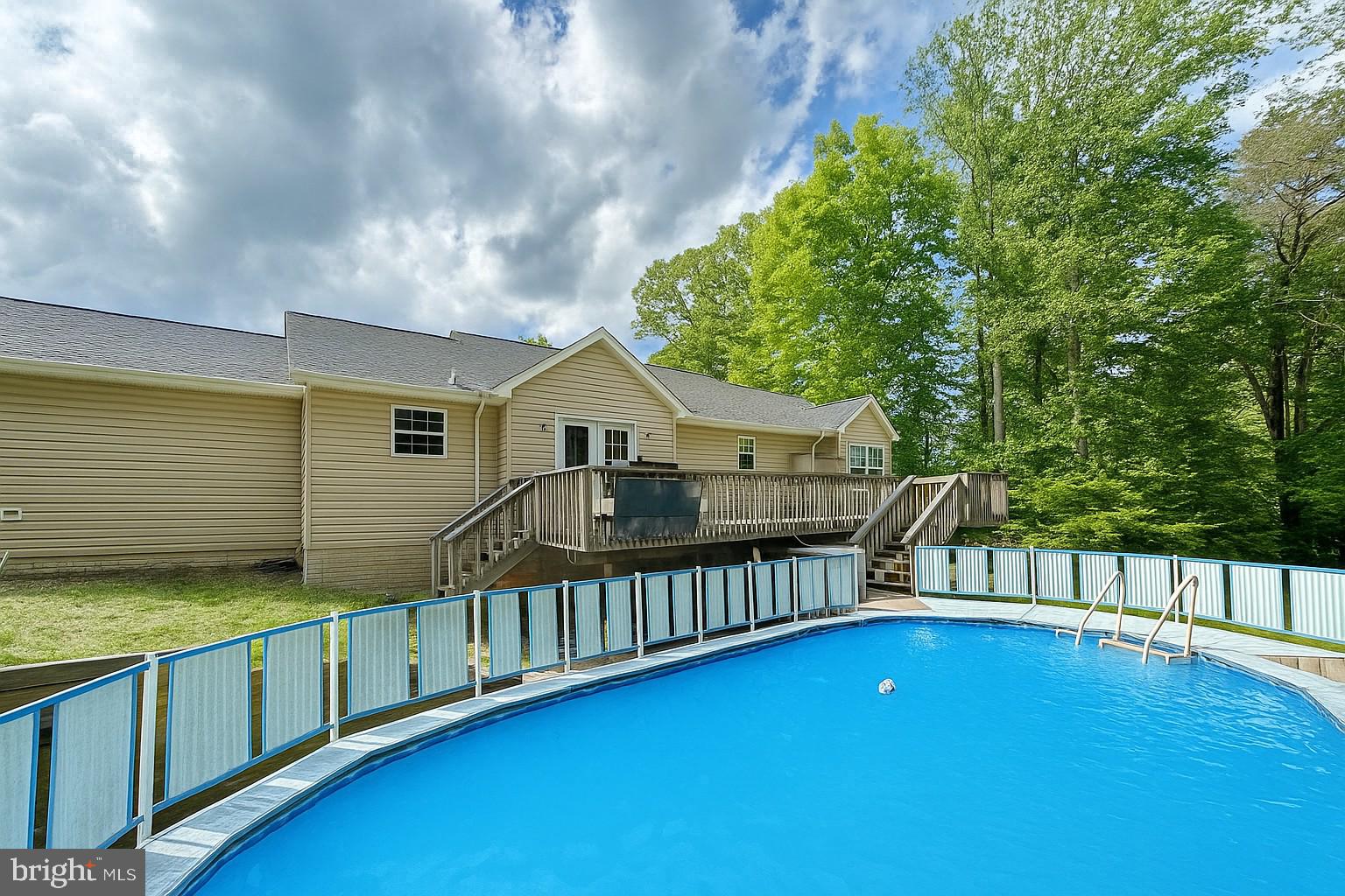 SCOUTS TRAIL - Residential