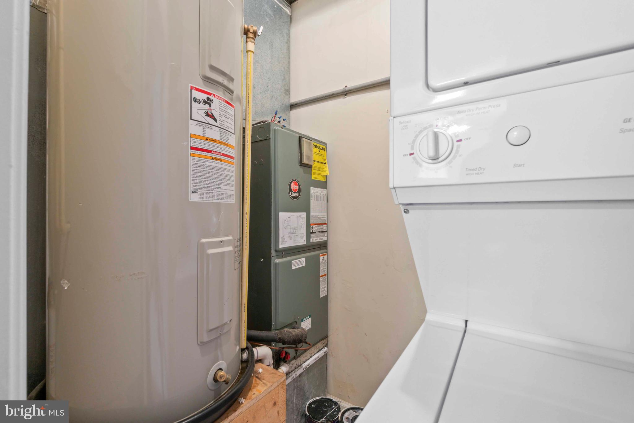 ROLAND PARK - Commercial Sale