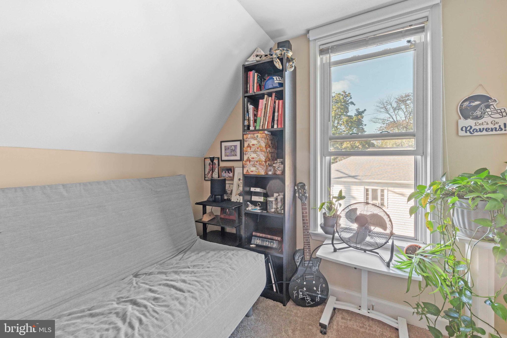 ROLAND PARK - Commercial Sale