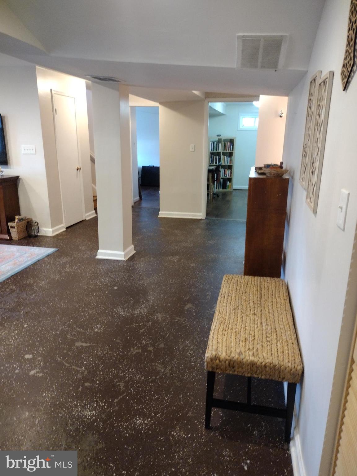 SQUIRES HILL - Residential