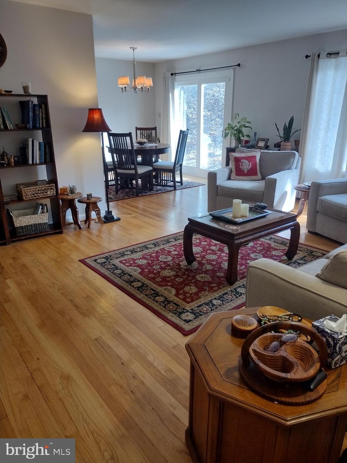 SQUIRES HILL - Residential