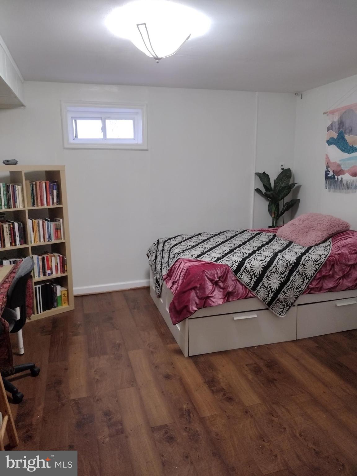 SQUIRES HILL - Residential