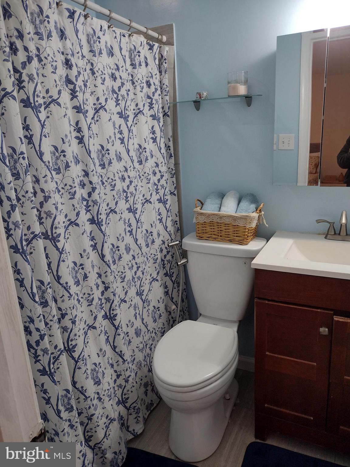 SQUIRES HILL - Residential