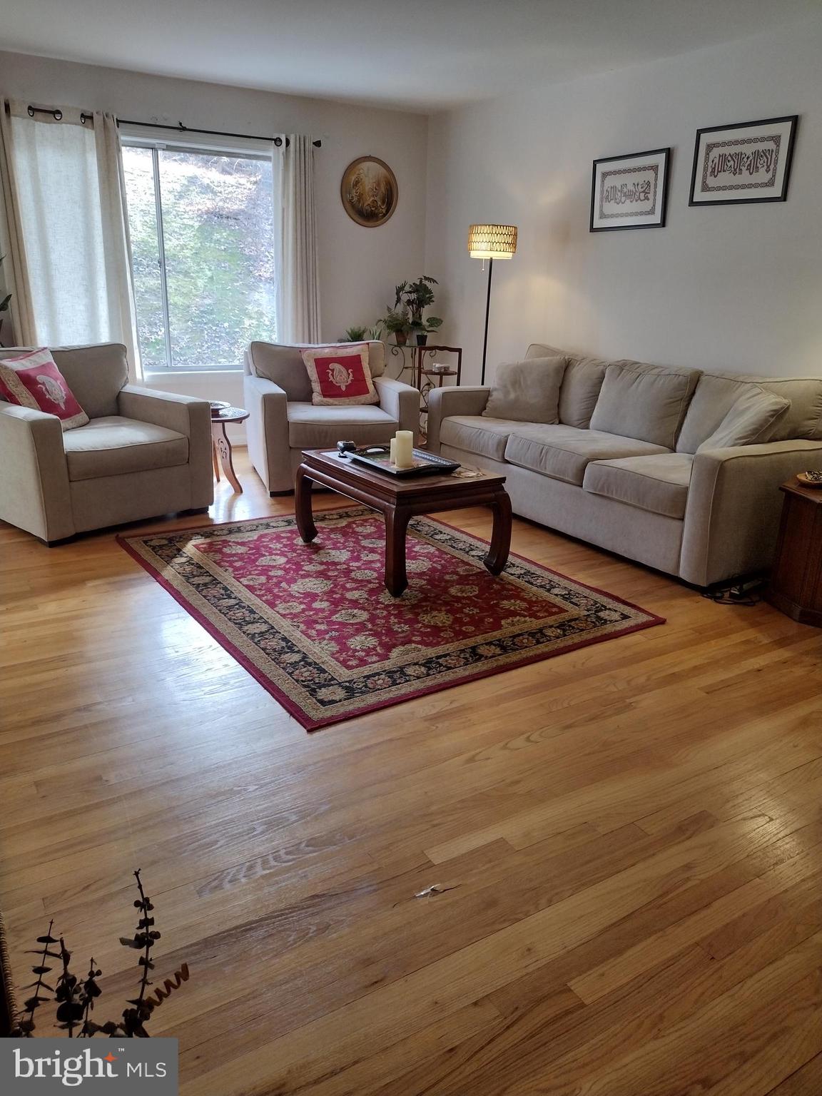 SQUIRES HILL - Residential