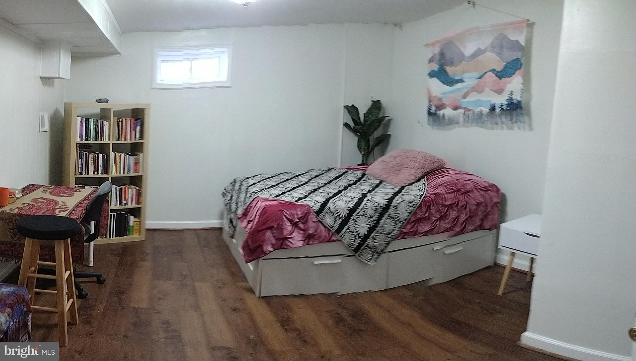 SQUIRES HILL - Residential