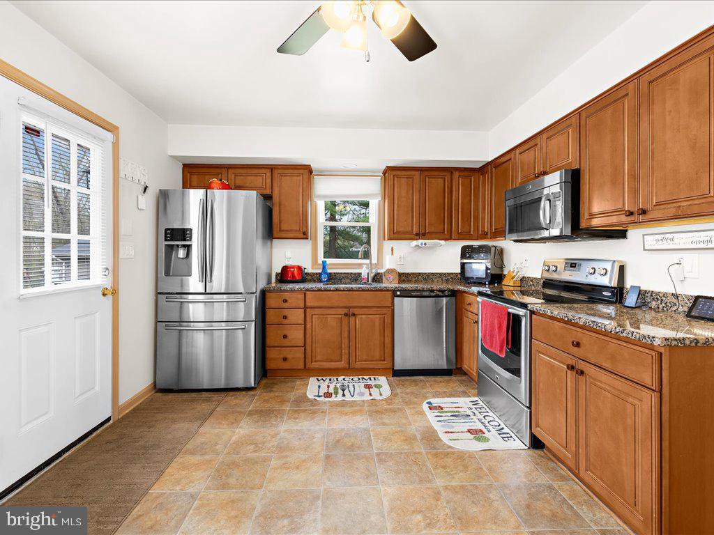 ELMHURST - Residential