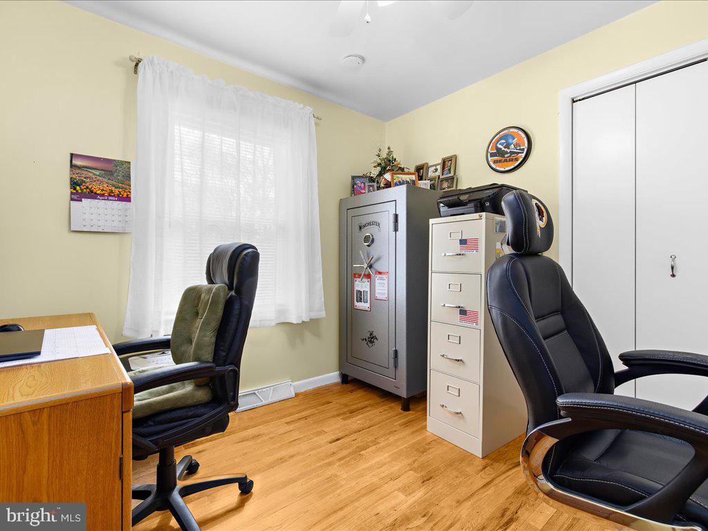 ELMHURST - Residential