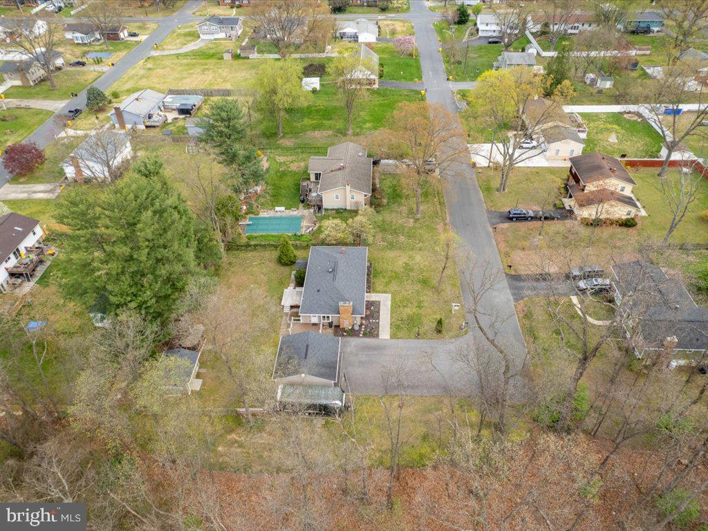 ELMHURST - Residential