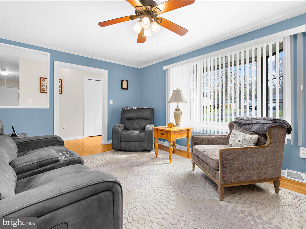 ELMHURST - Residential