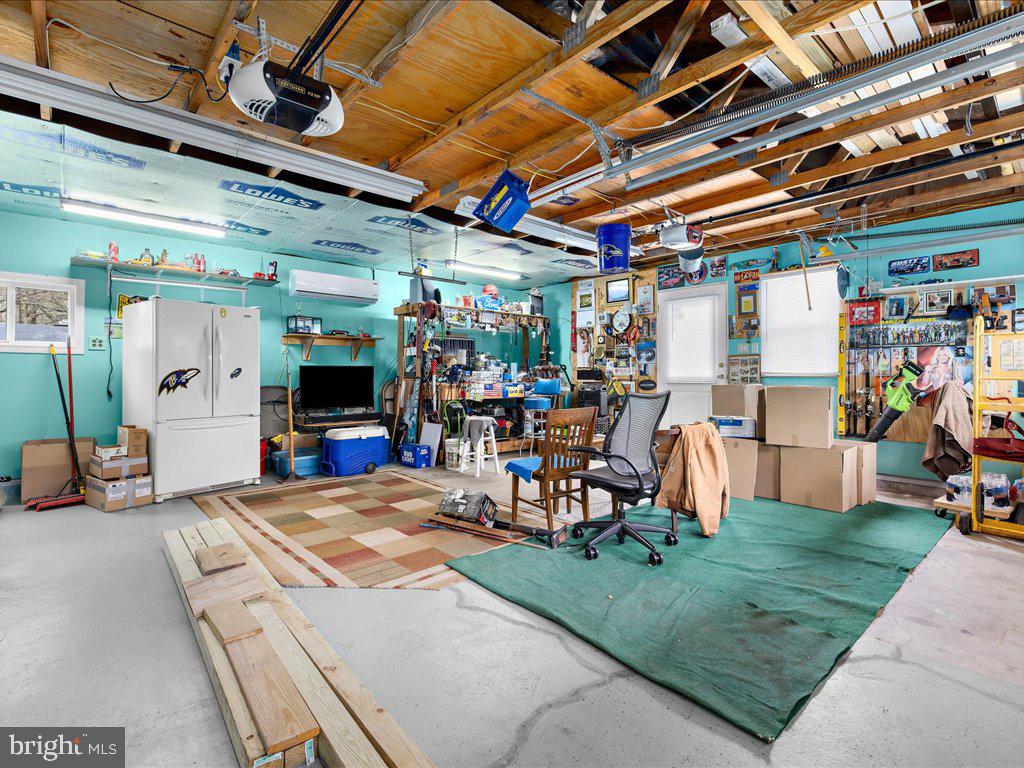 ELMHURST - Residential