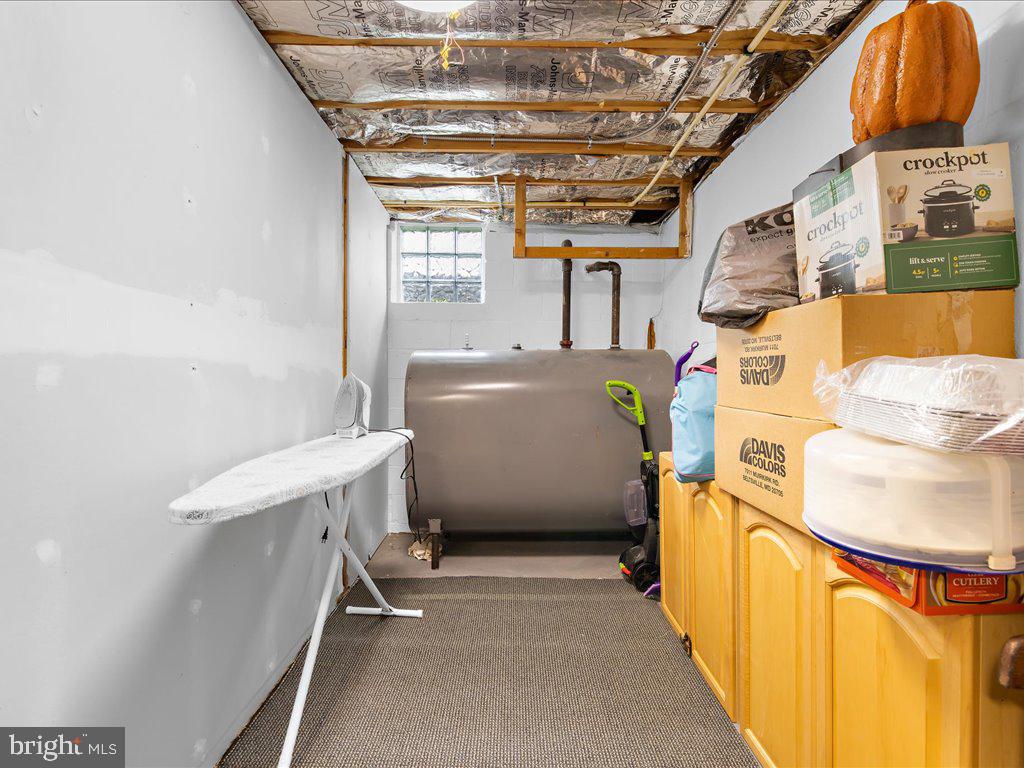 ELMHURST - Residential