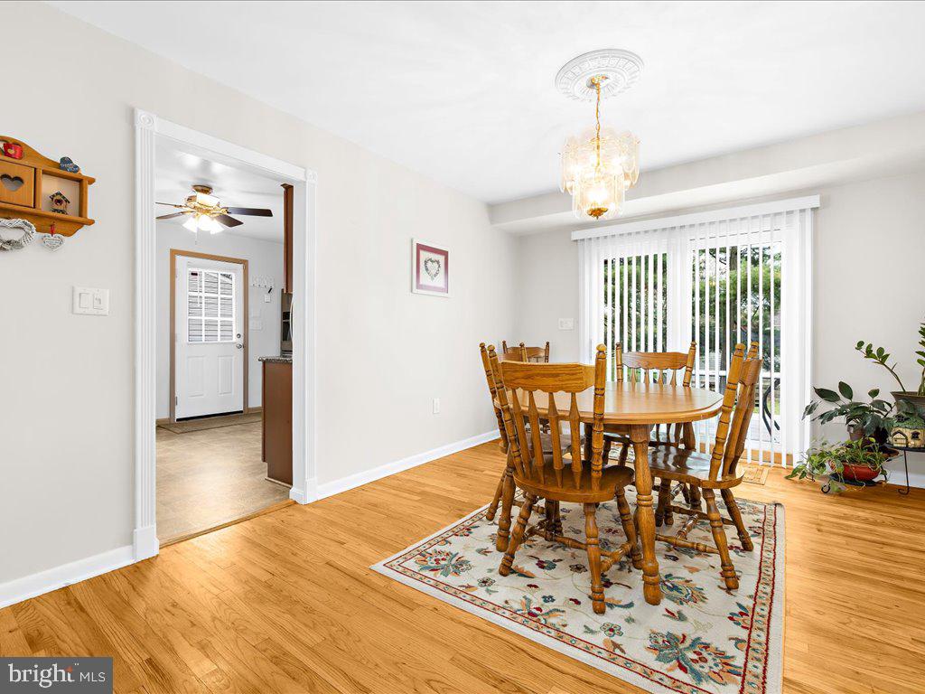 ELMHURST - Residential