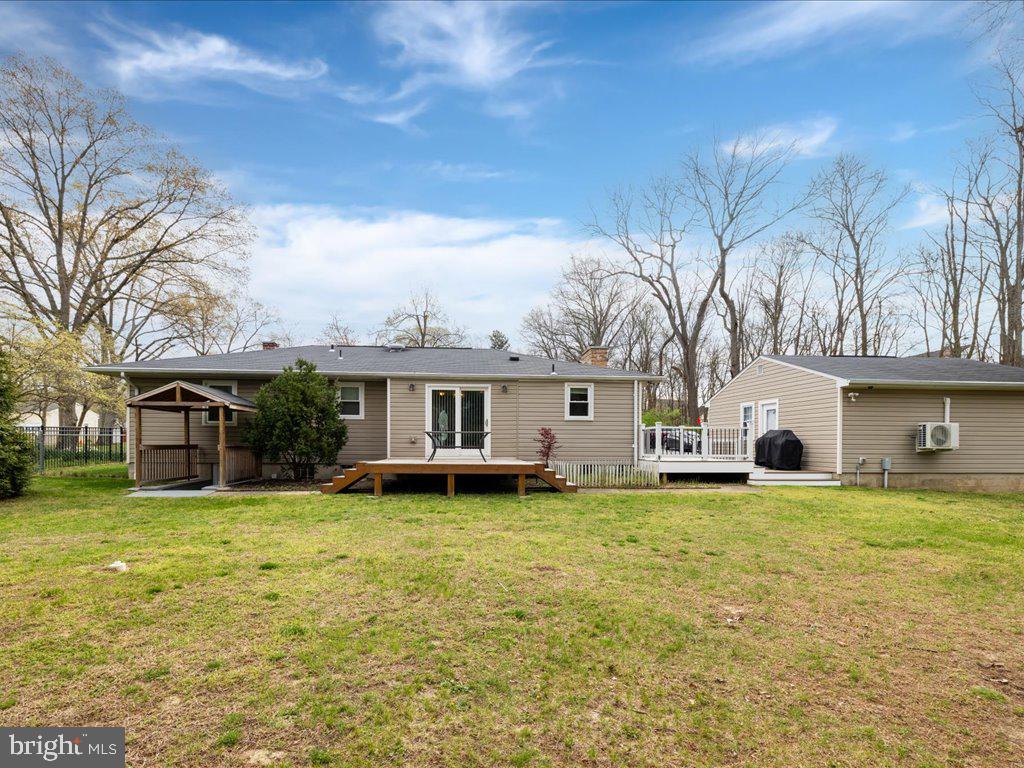 ELMHURST - Residential