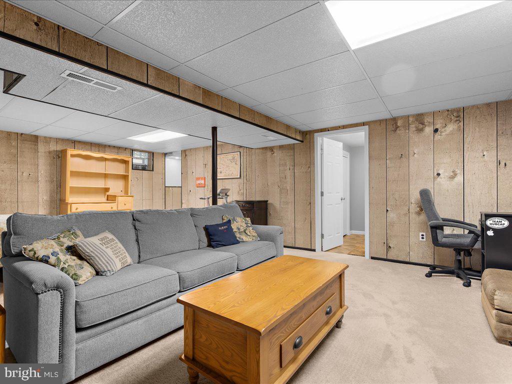 ELMHURST - Residential