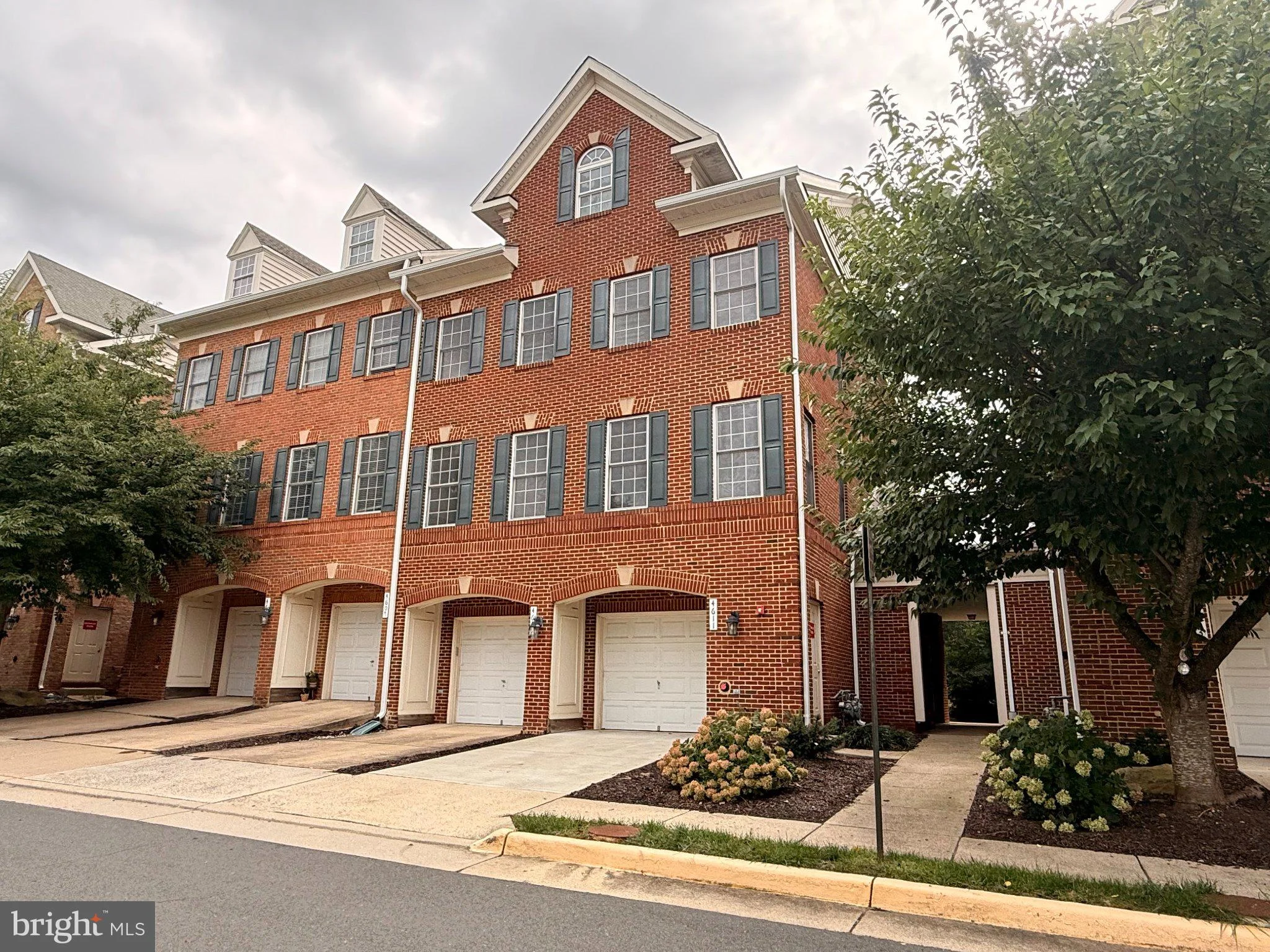 4611 Hummingbird Lane Unit 107