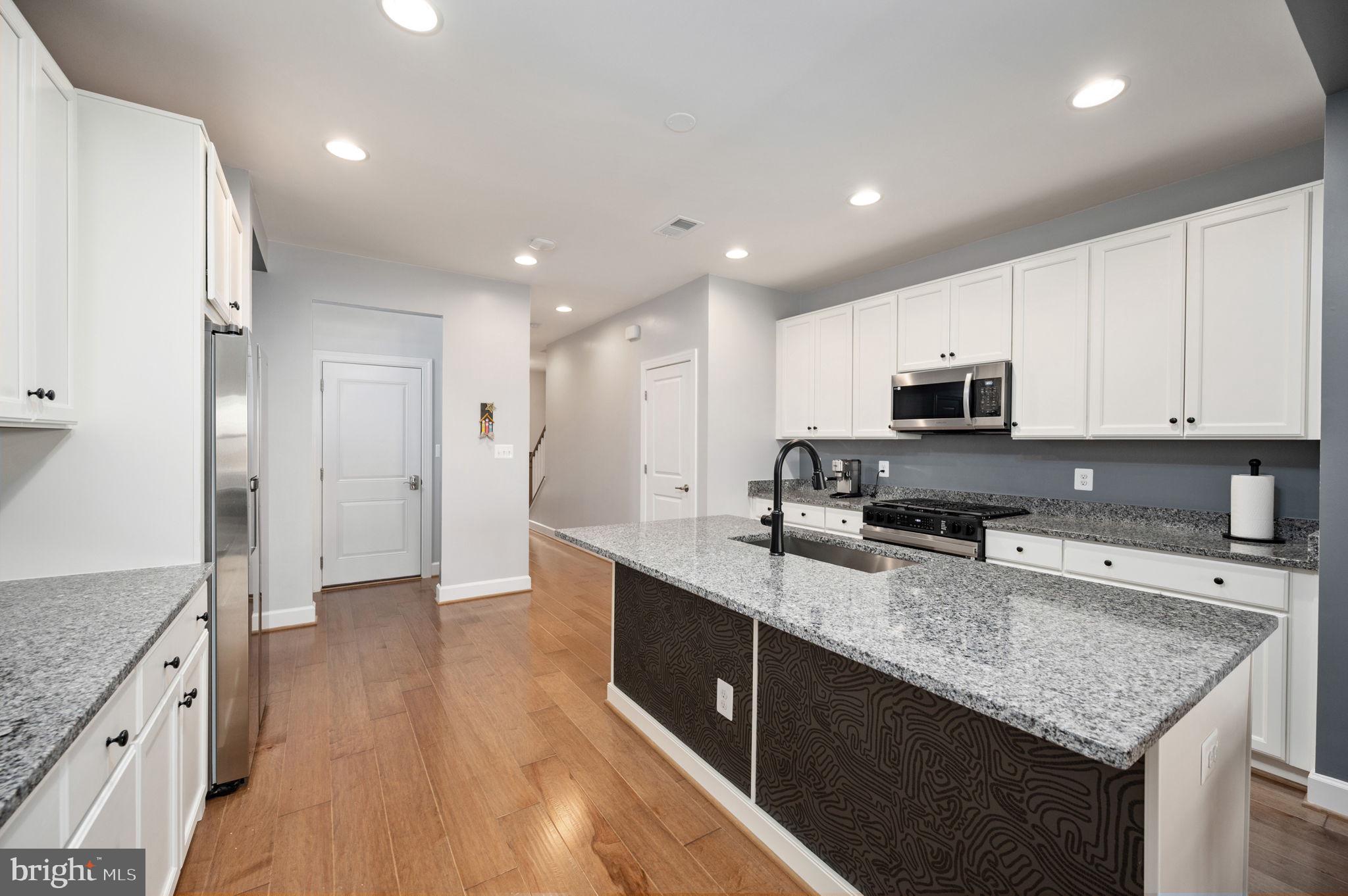 EMBREY MILL - Residential