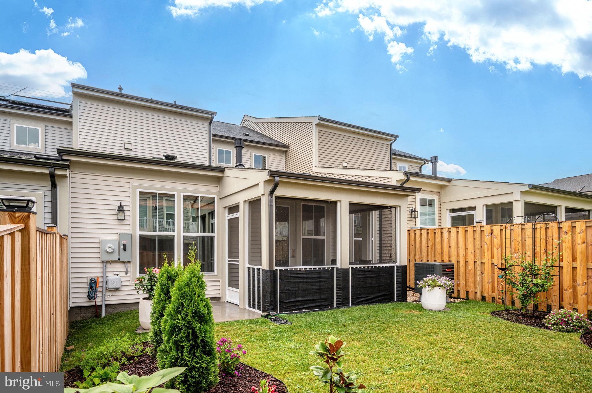 EMBREY MILL - Residential