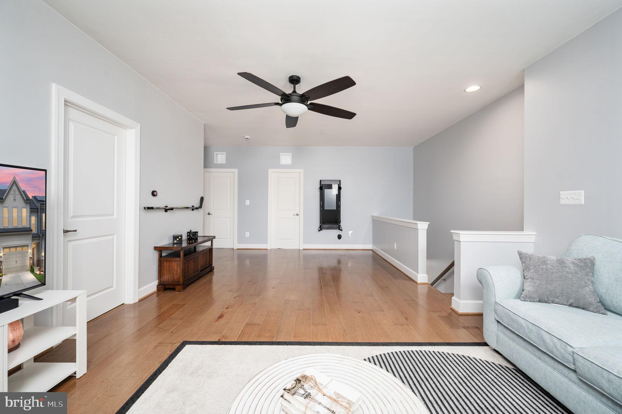 EMBREY MILL - Residential