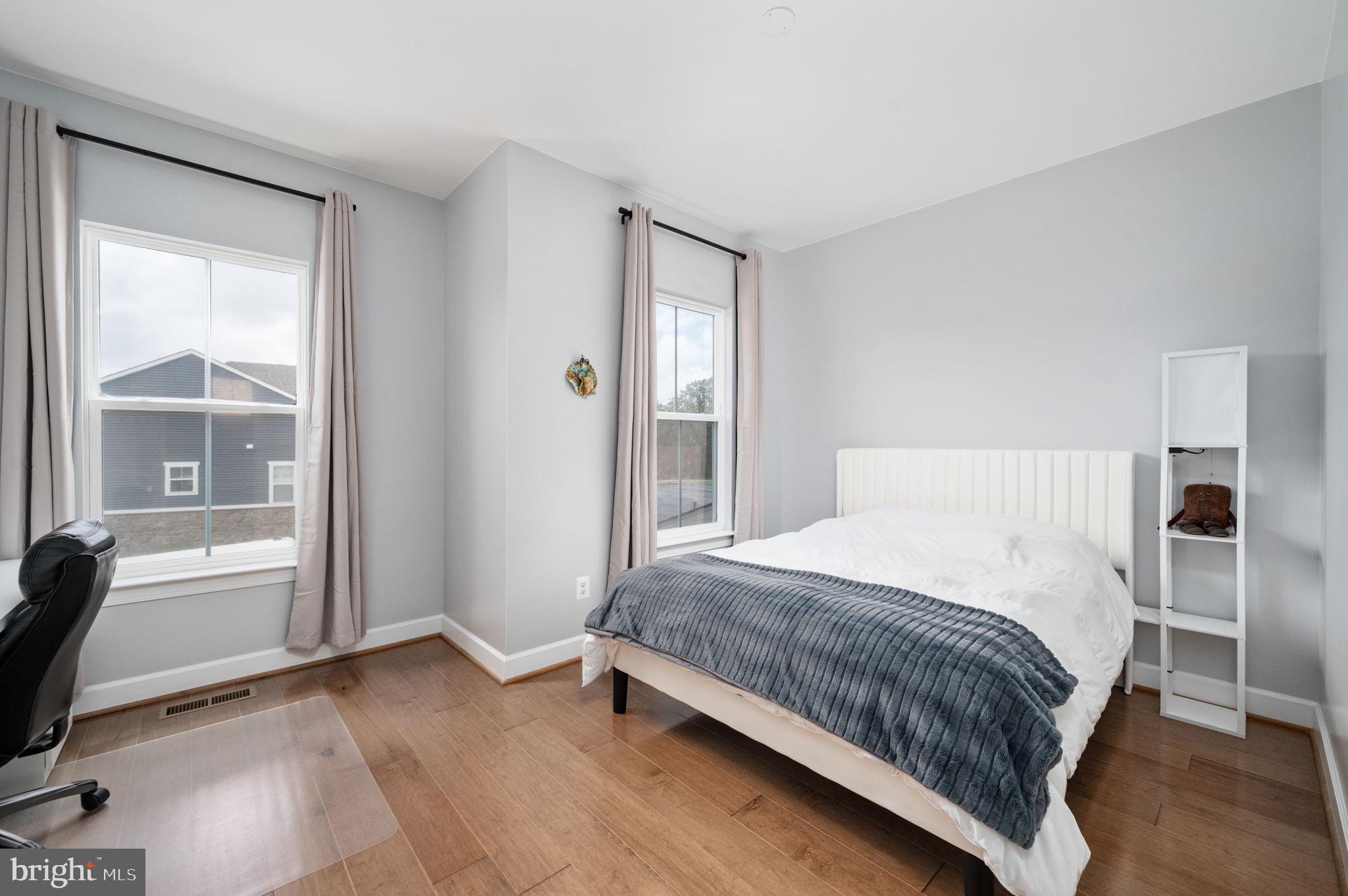 EMBREY MILL - Residential