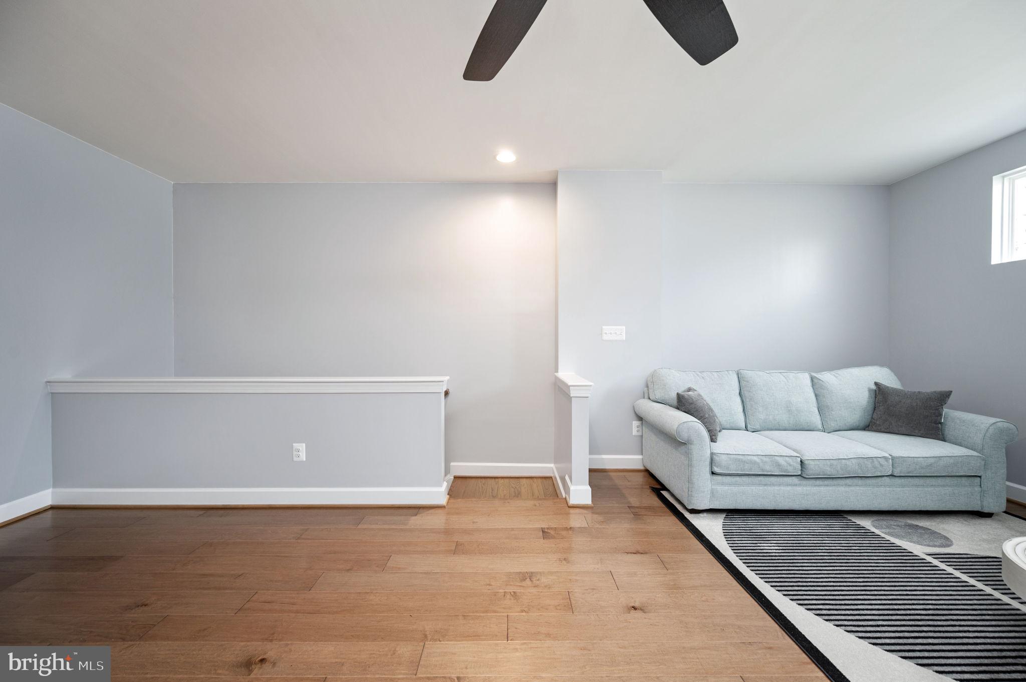 EMBREY MILL - Residential