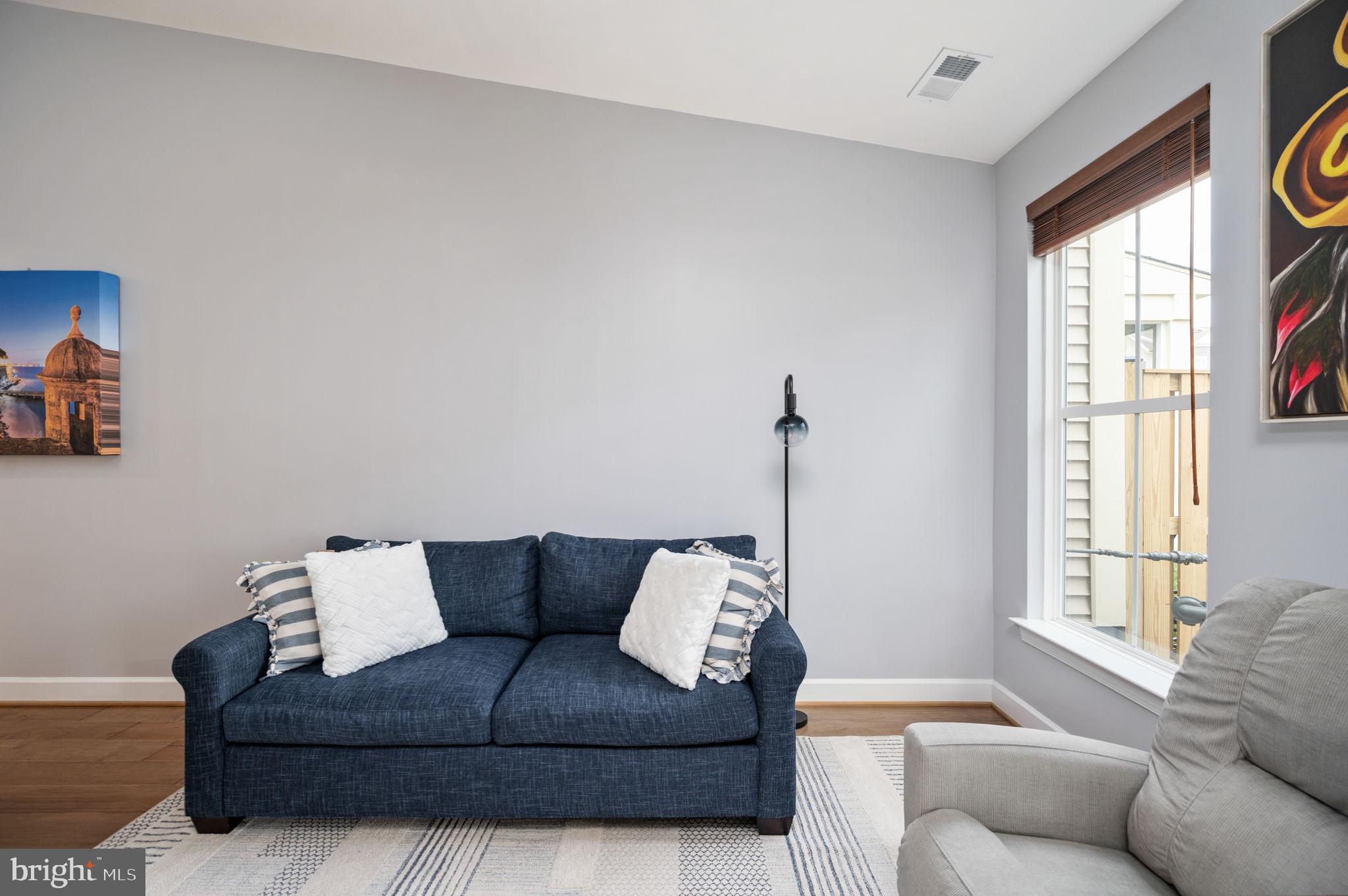 EMBREY MILL - Residential