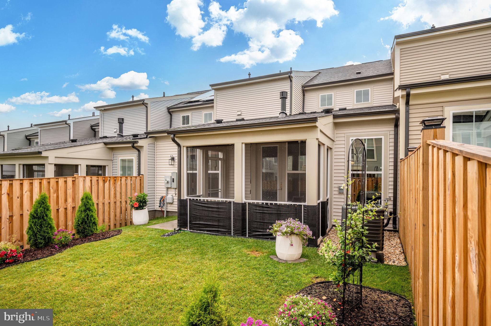 EMBREY MILL - Residential