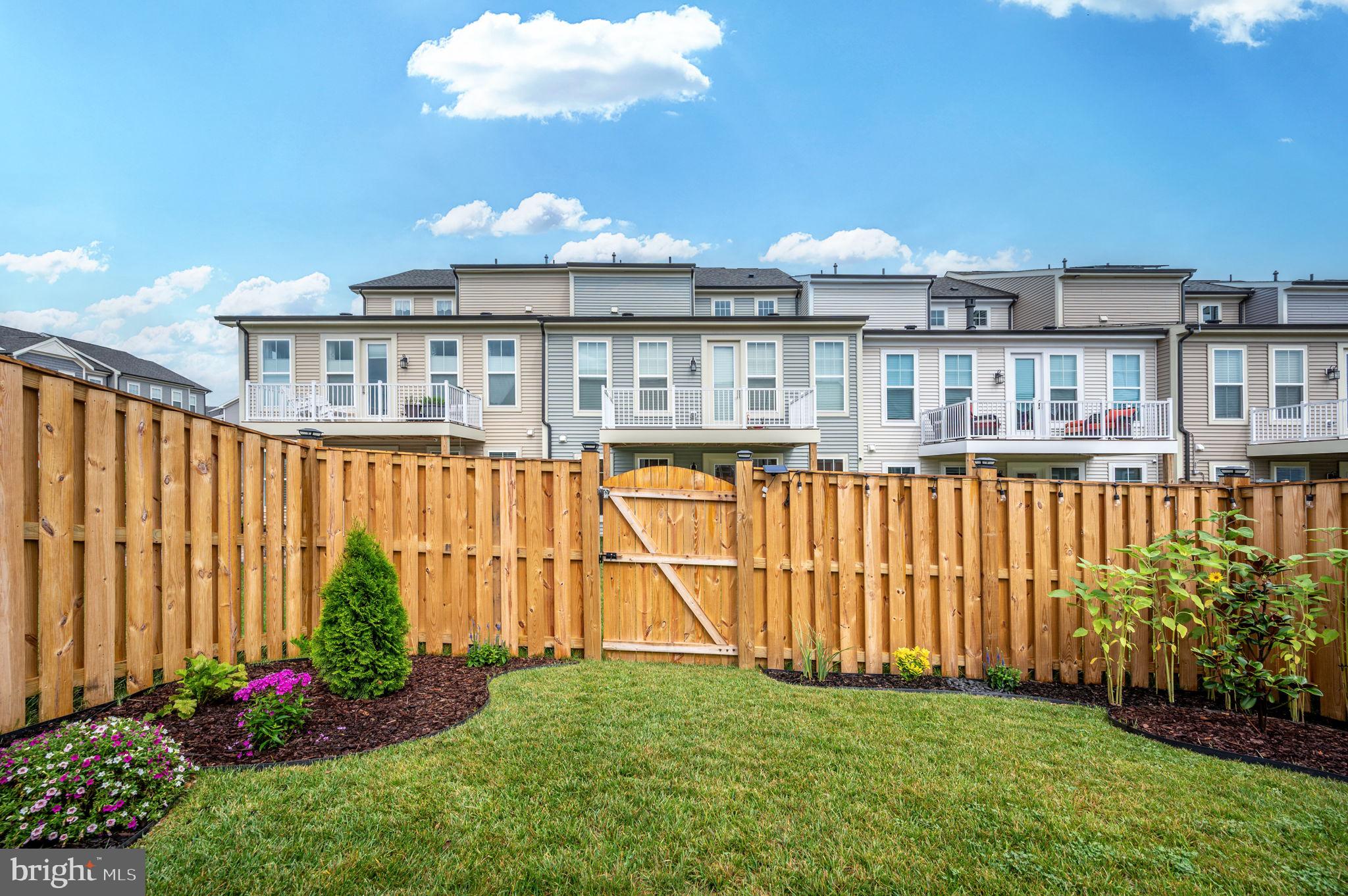 EMBREY MILL - Residential