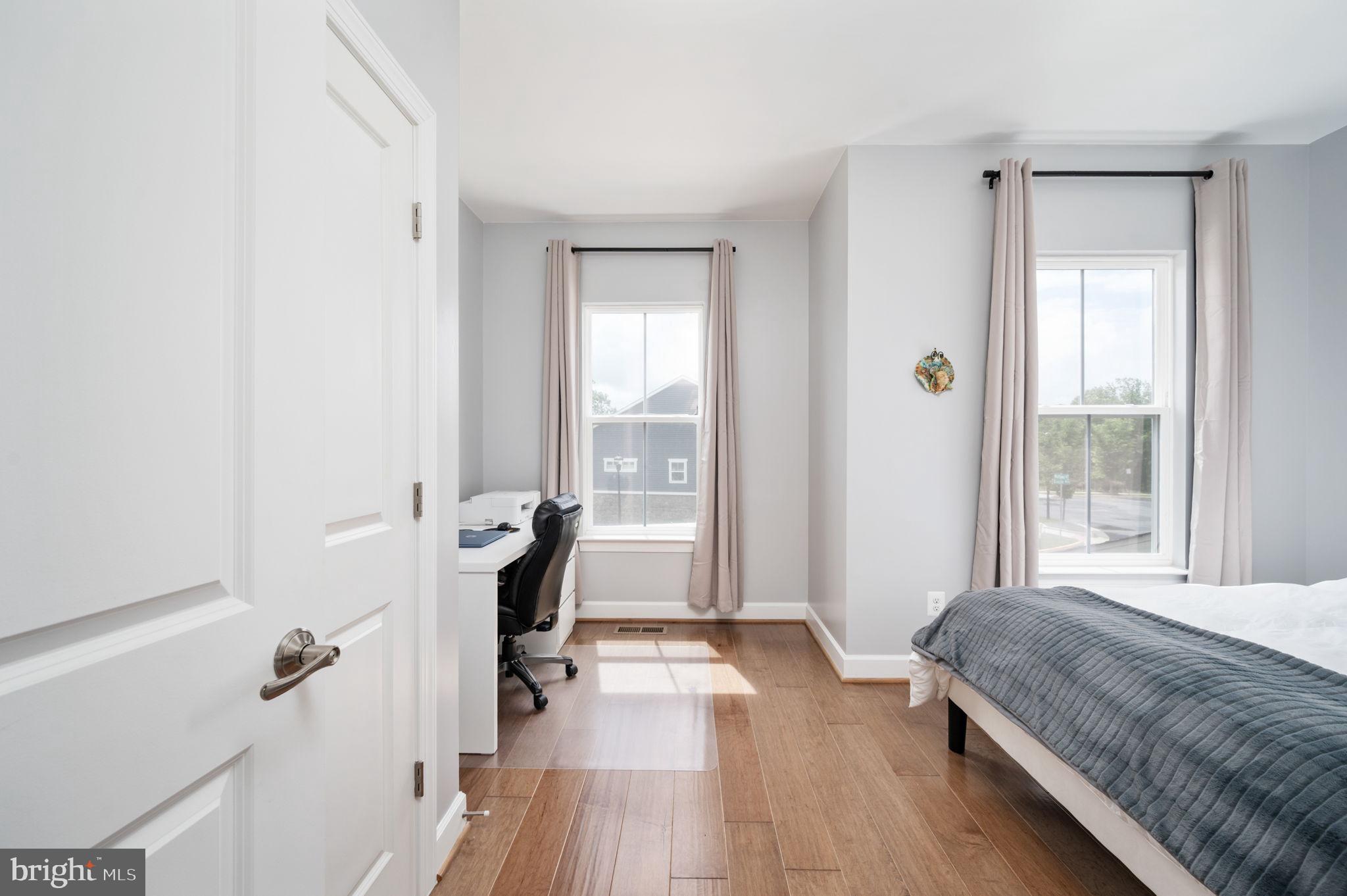 EMBREY MILL - Residential