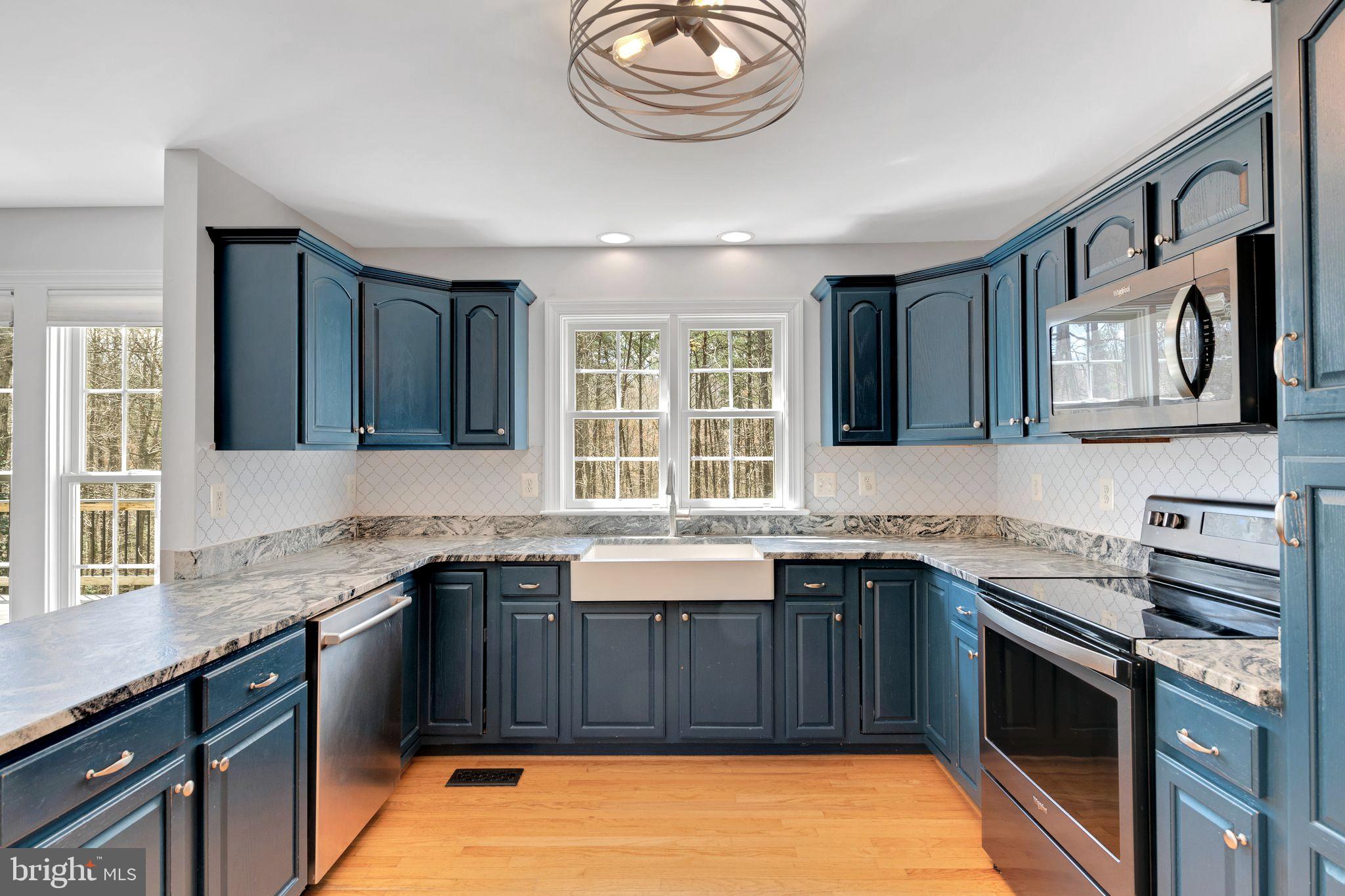 SOUTH WOODS - Residential