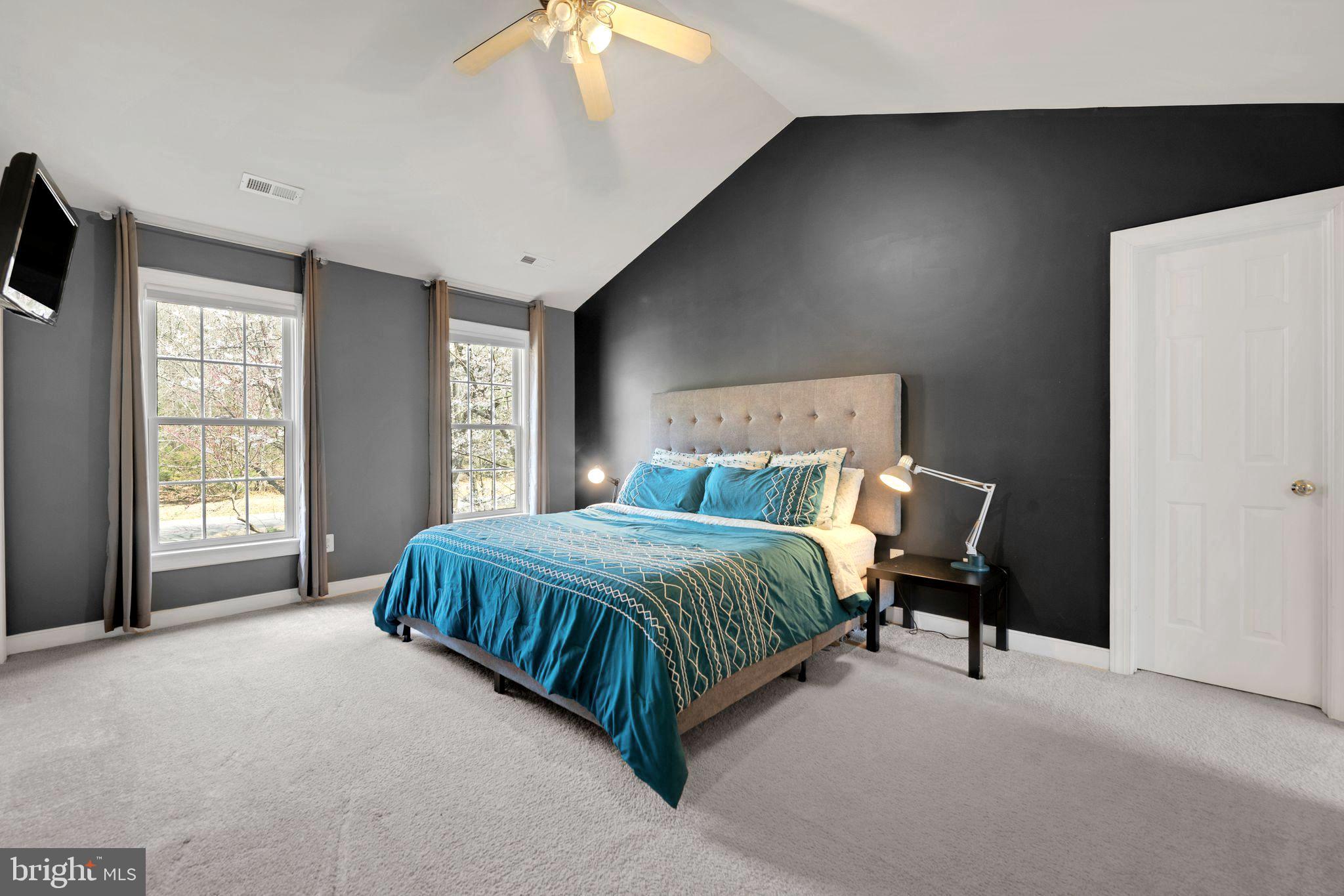 SOUTH WOODS - Residential