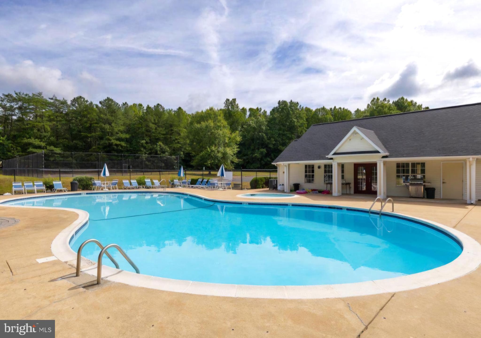 SOUTH WOODS - Residential