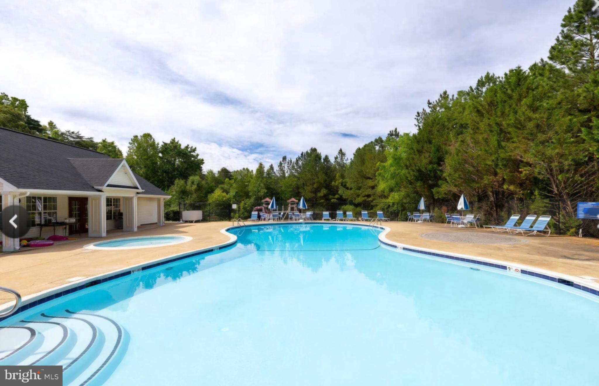 SOUTH WOODS - Residential