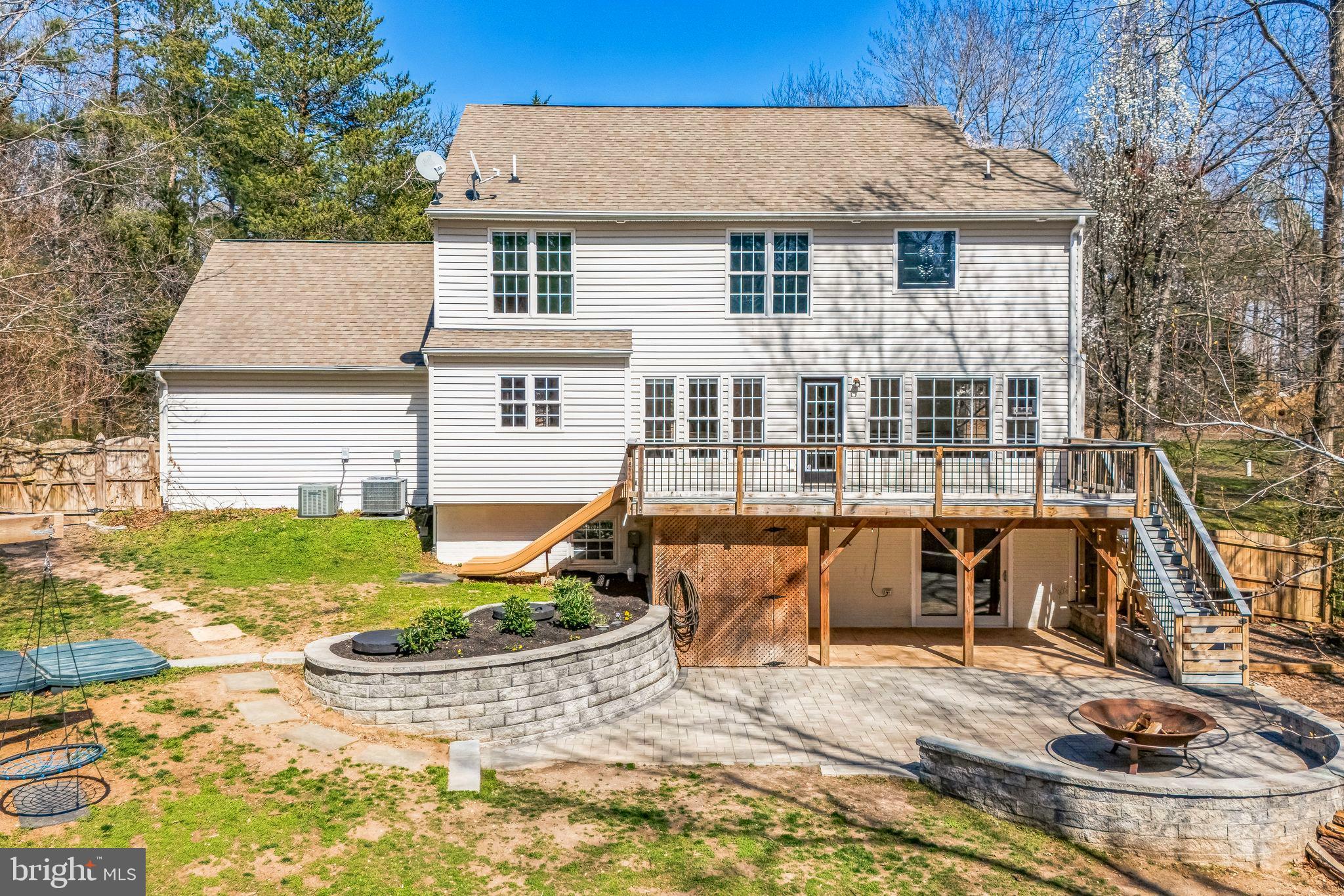 SOUTH WOODS - Residential