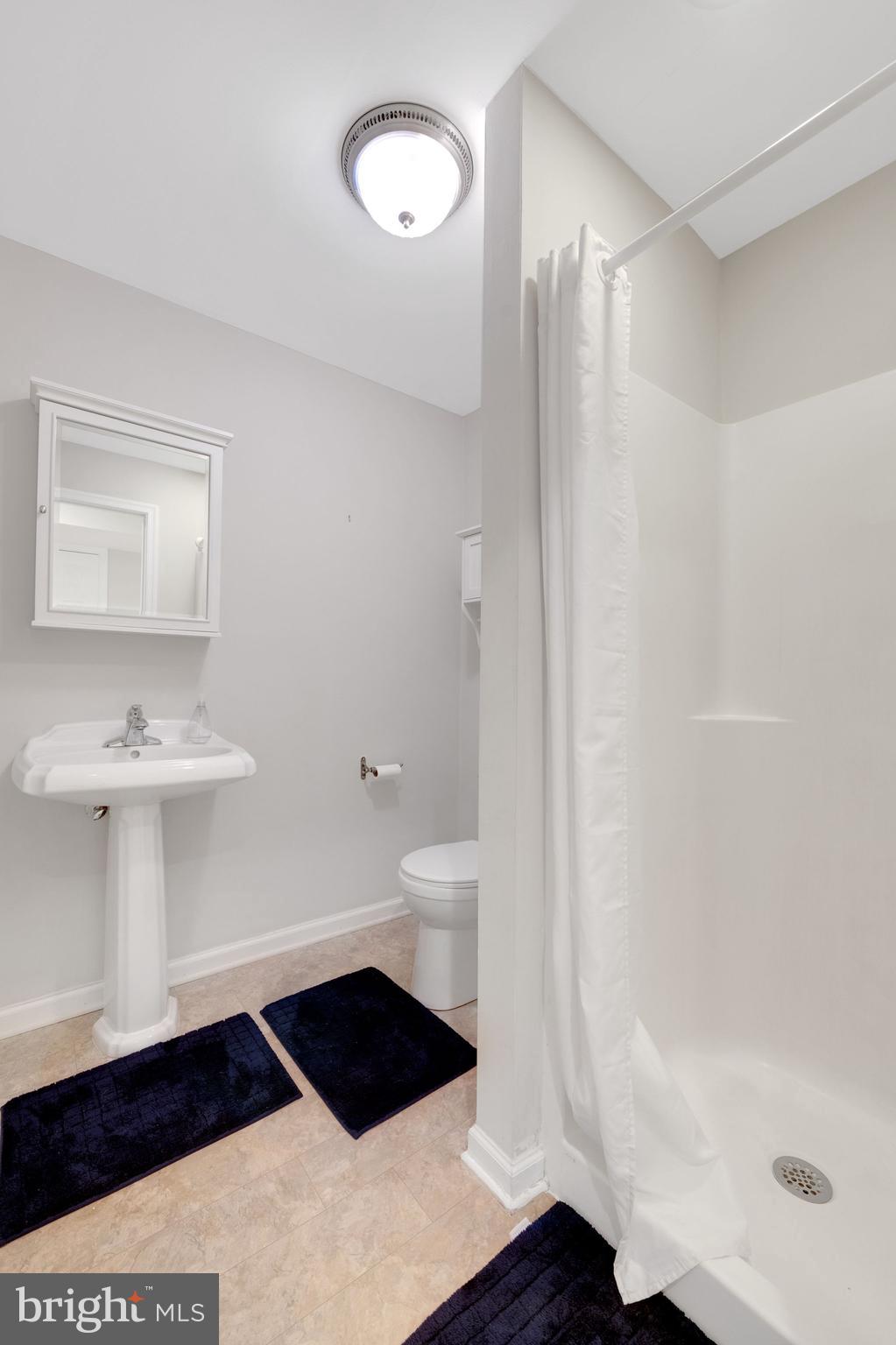 SOUTH WOODS - Residential