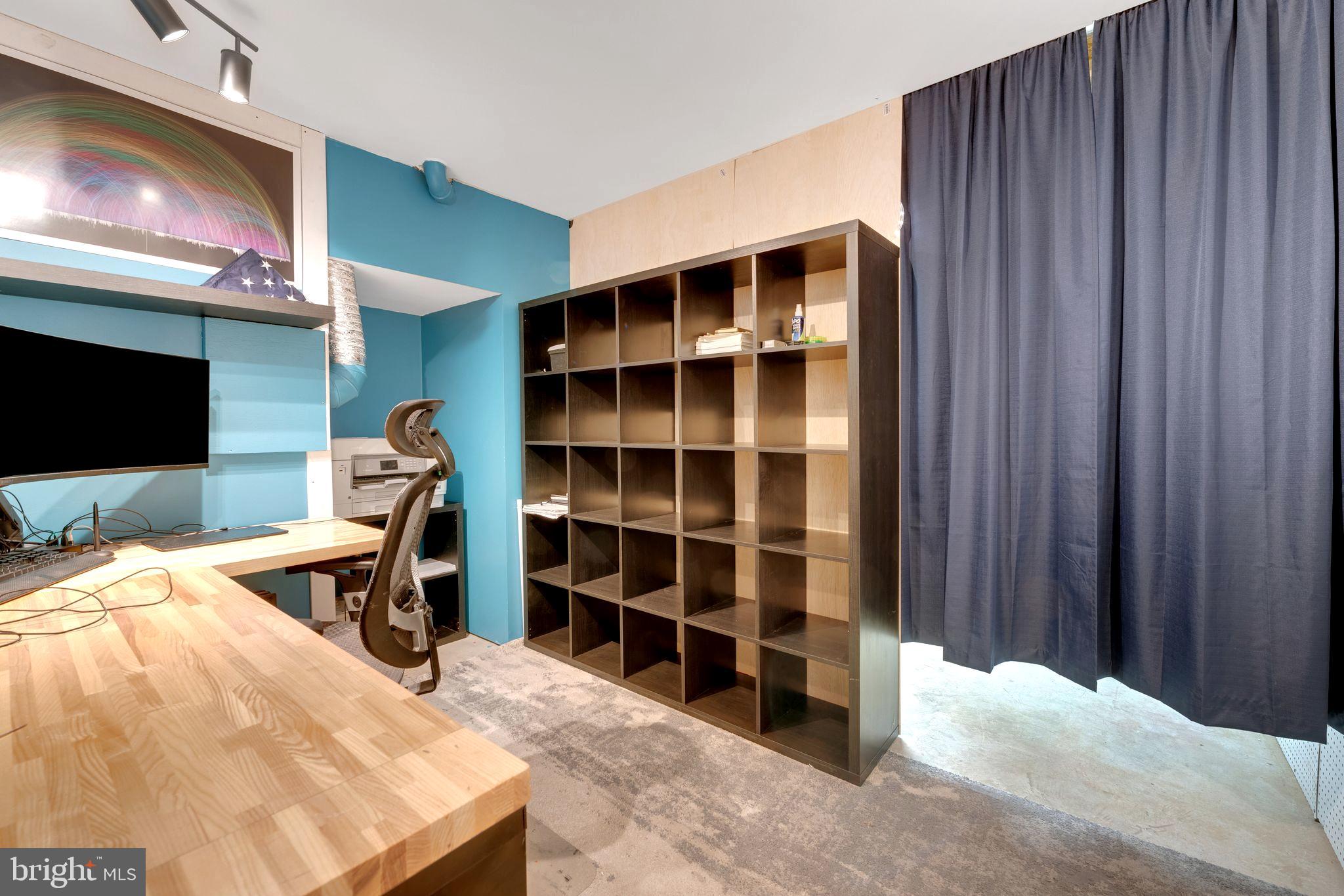 SOUTH WOODS - Residential