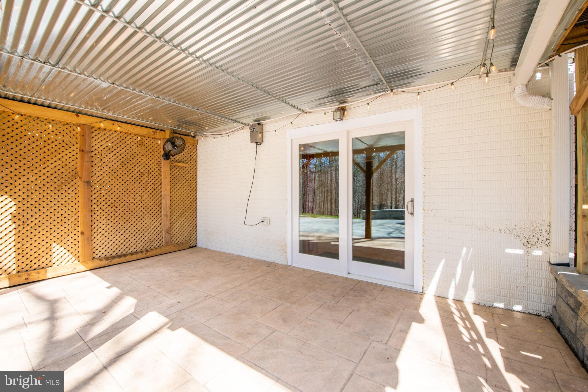 SOUTH WOODS - Residential