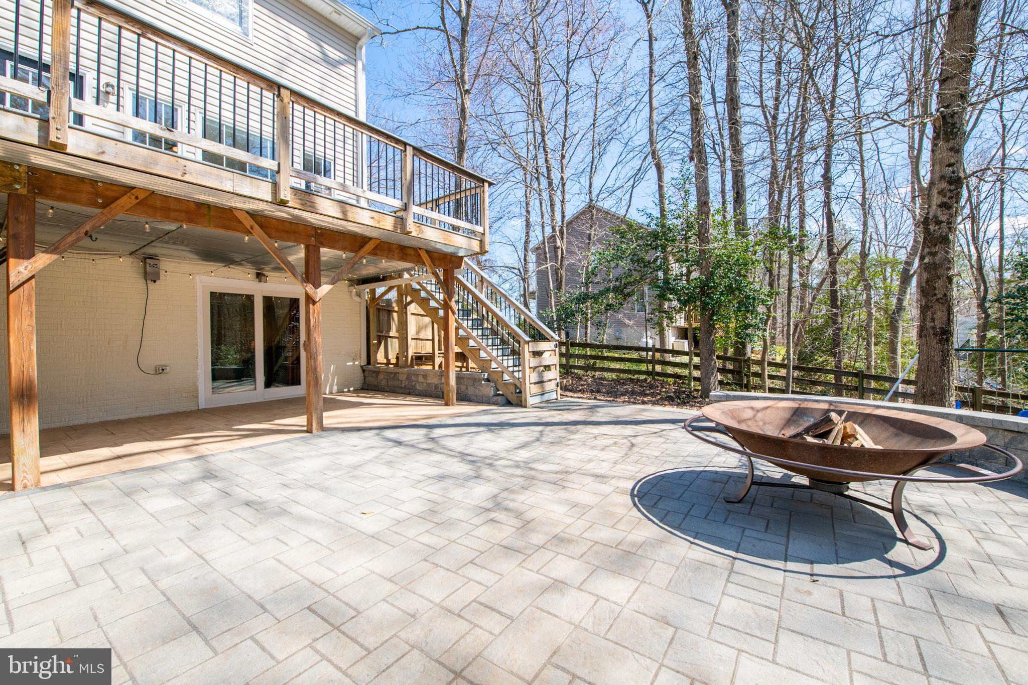 SOUTH WOODS - Residential