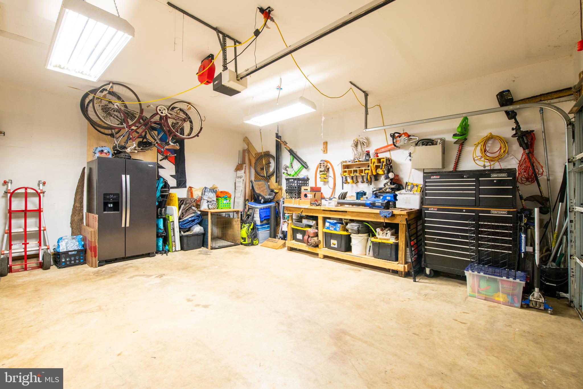 SOUTH WOODS - Residential