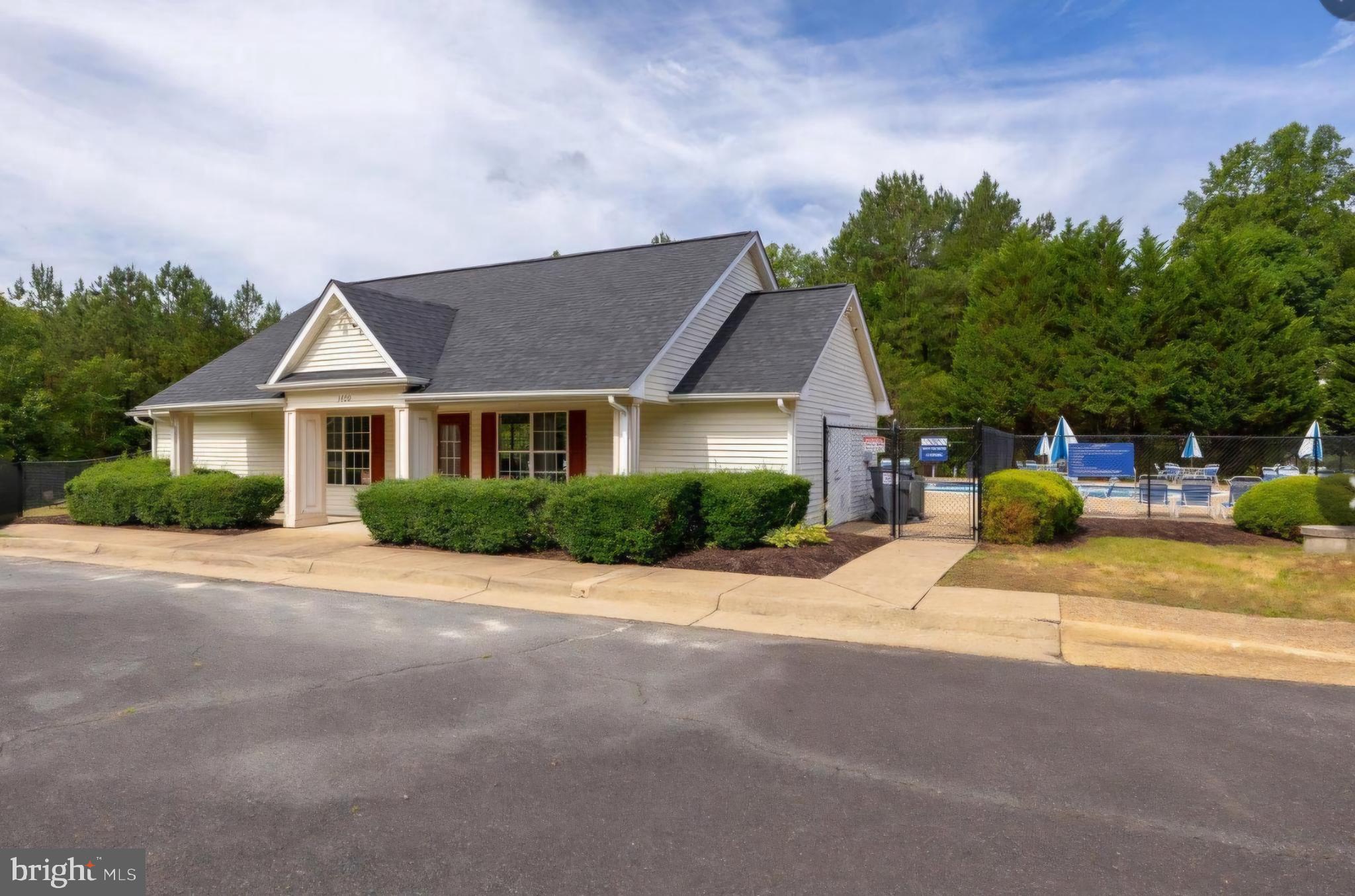 SOUTH WOODS - Residential