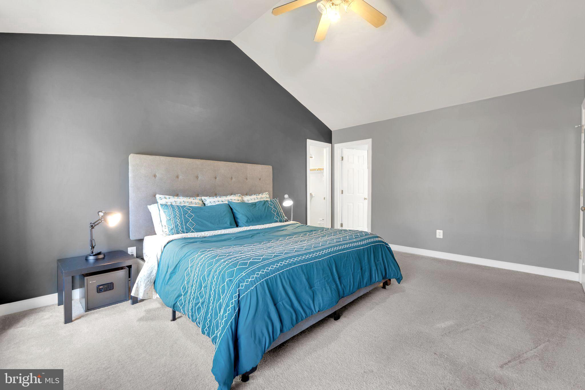 SOUTH WOODS - Residential