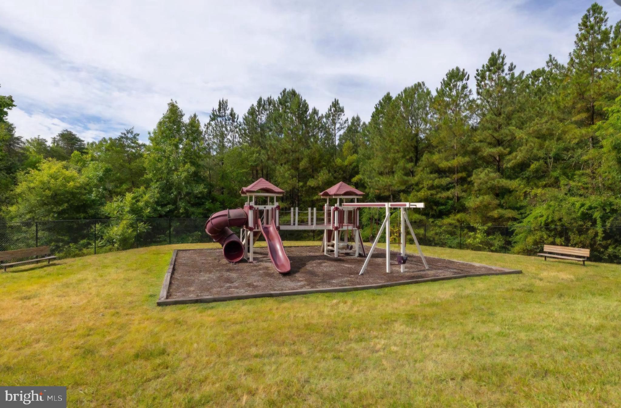 SOUTH WOODS - Residential