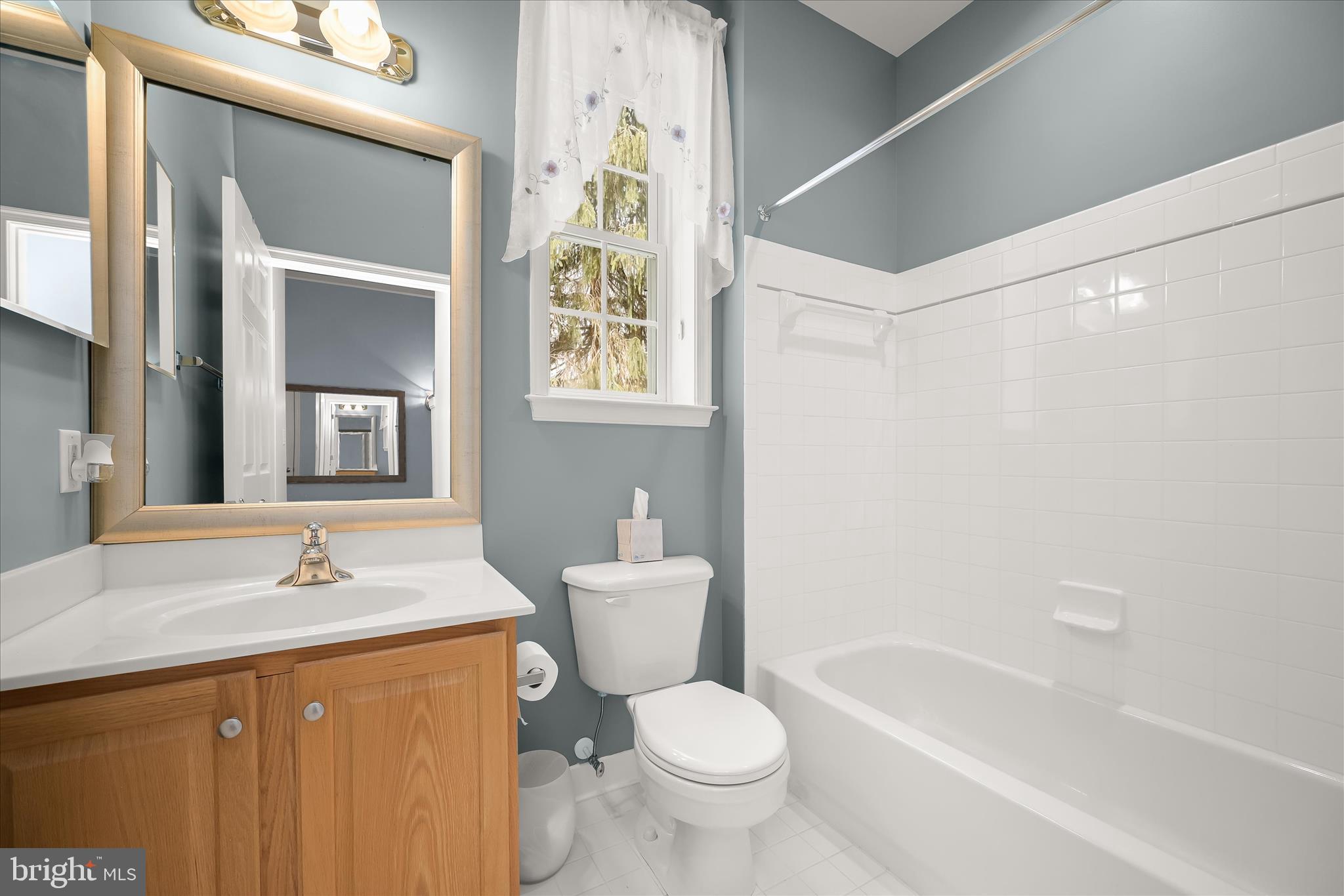 HICKORY CREST - Residential