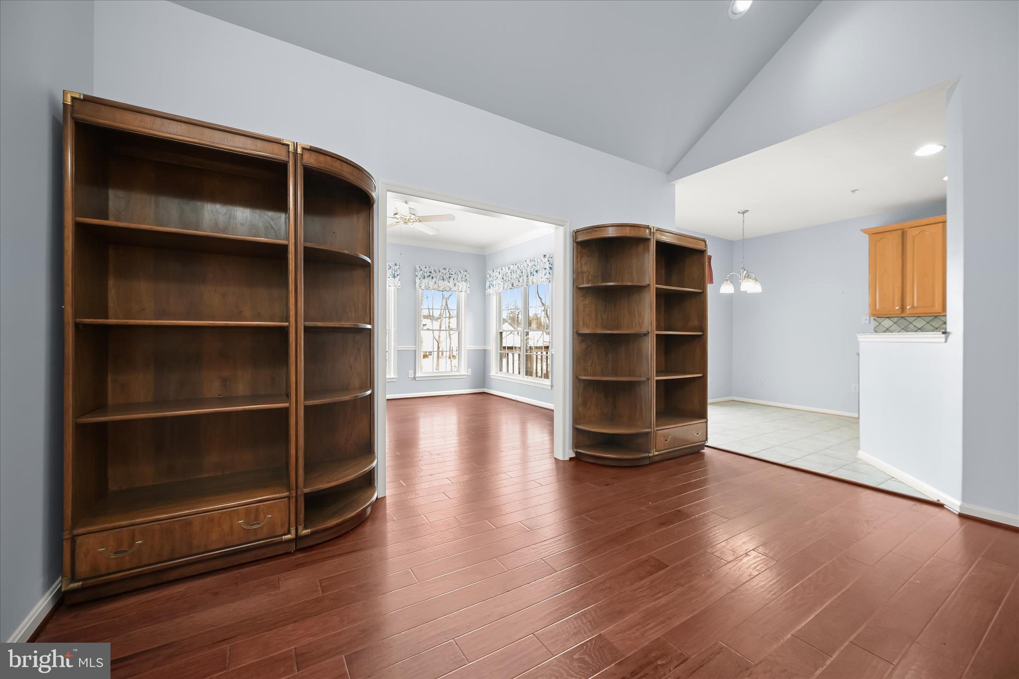 HICKORY CREST - Residential