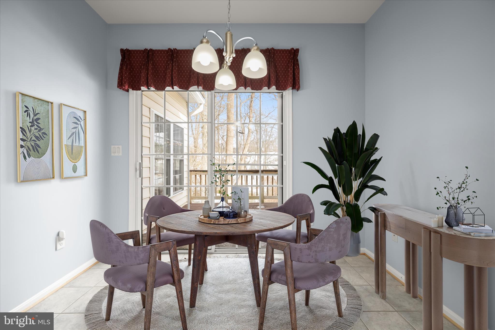 HICKORY CREST - Residential