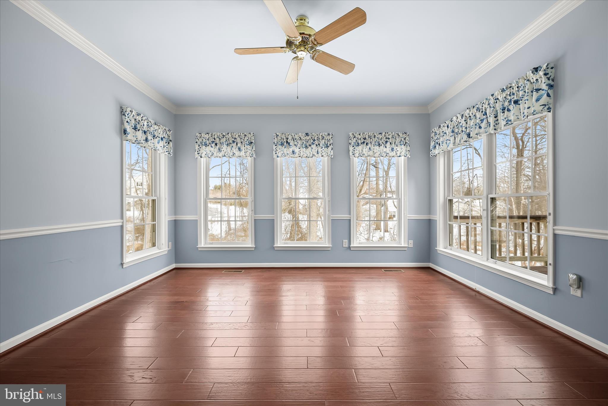 HICKORY CREST - Residential