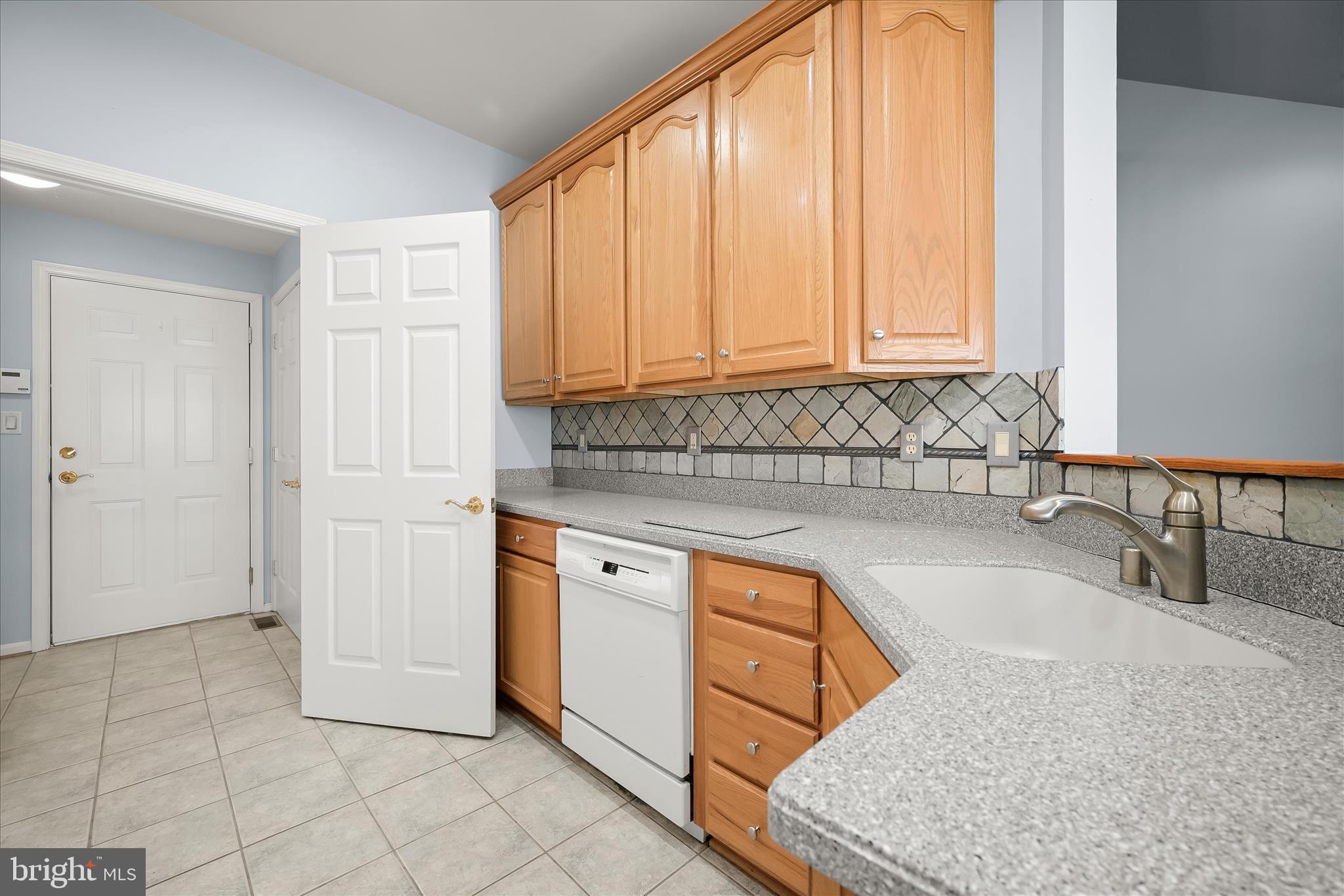 HICKORY CREST - Residential